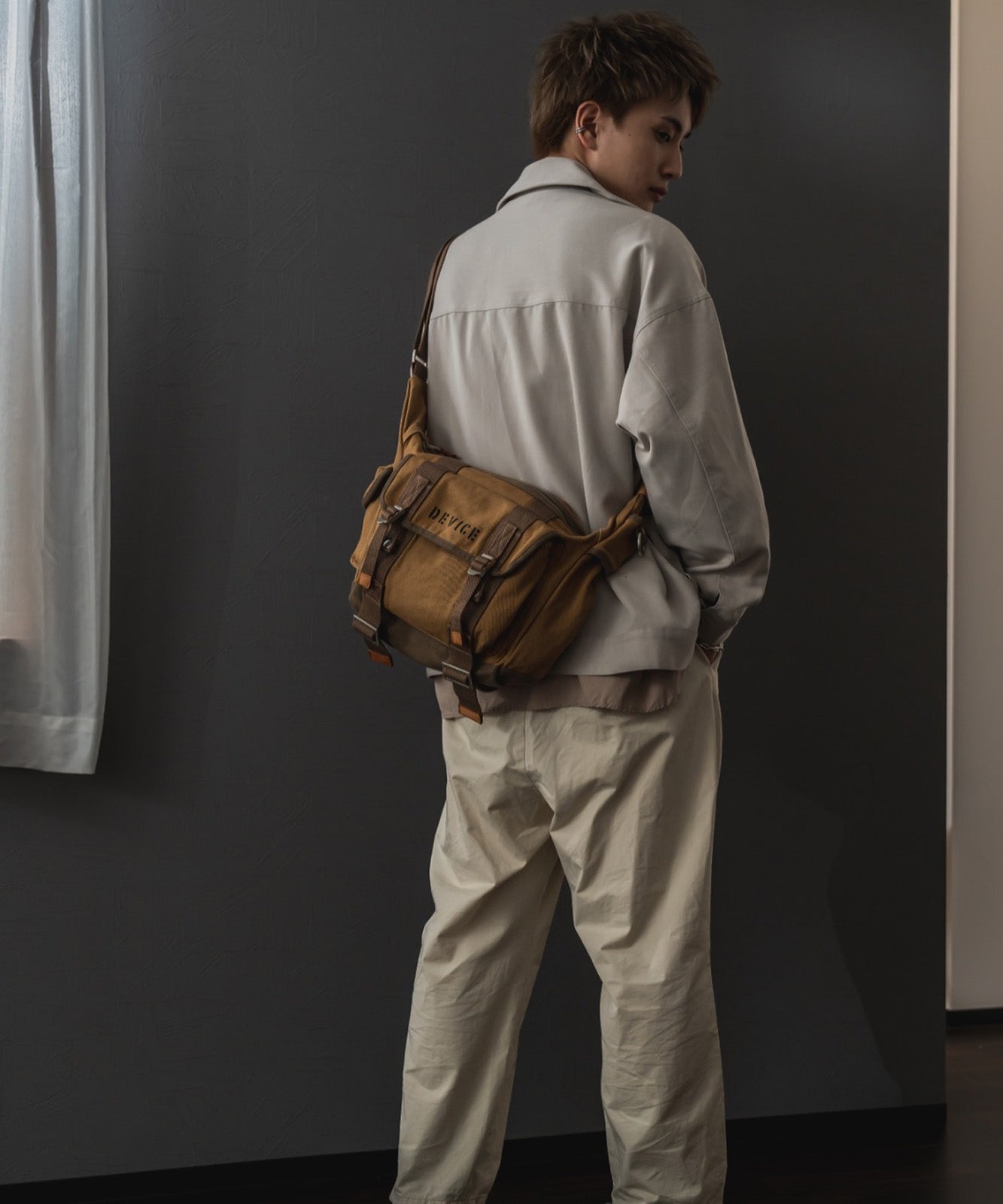 DEVICE Cargo ショルダーバッグ