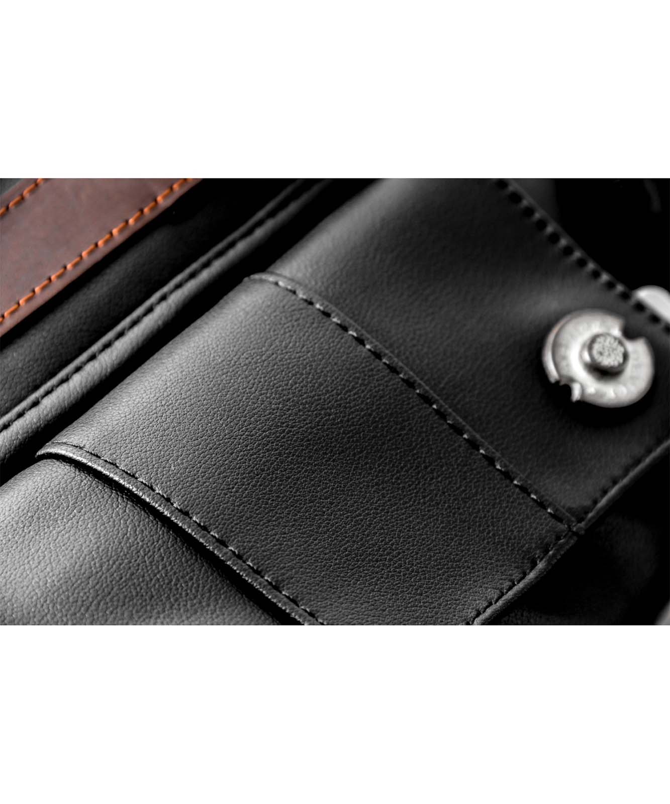 DEVICE gear 本革トライアングルボディバッグ