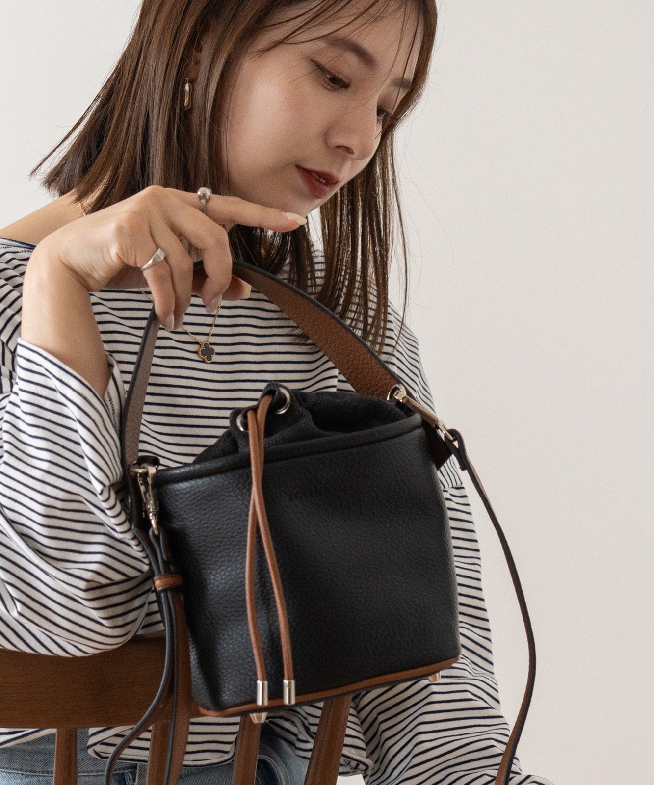 Rename コンビ 巾着 2way ショルダーバッグ