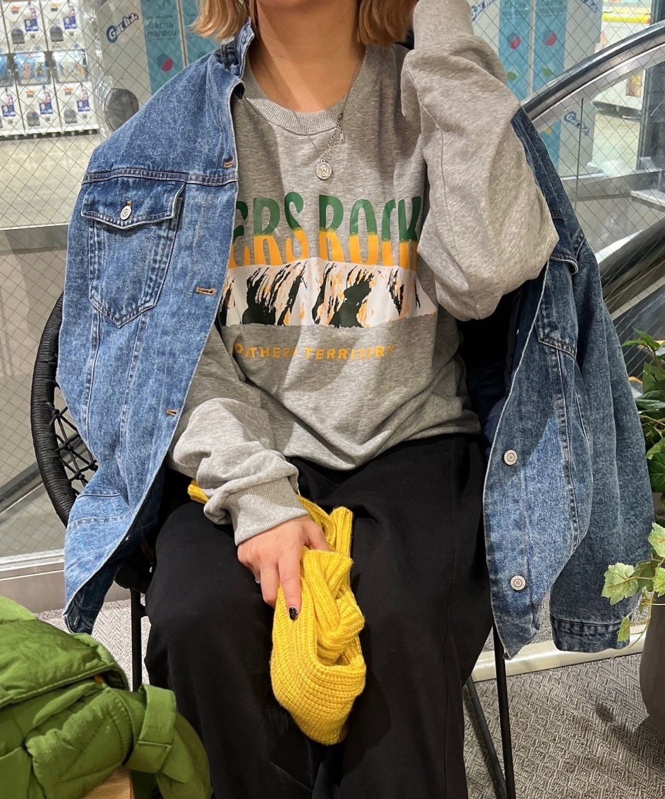 ルーズグラフィックプリント スウェット トレーナー メンズ レディース 秋服 冬服
