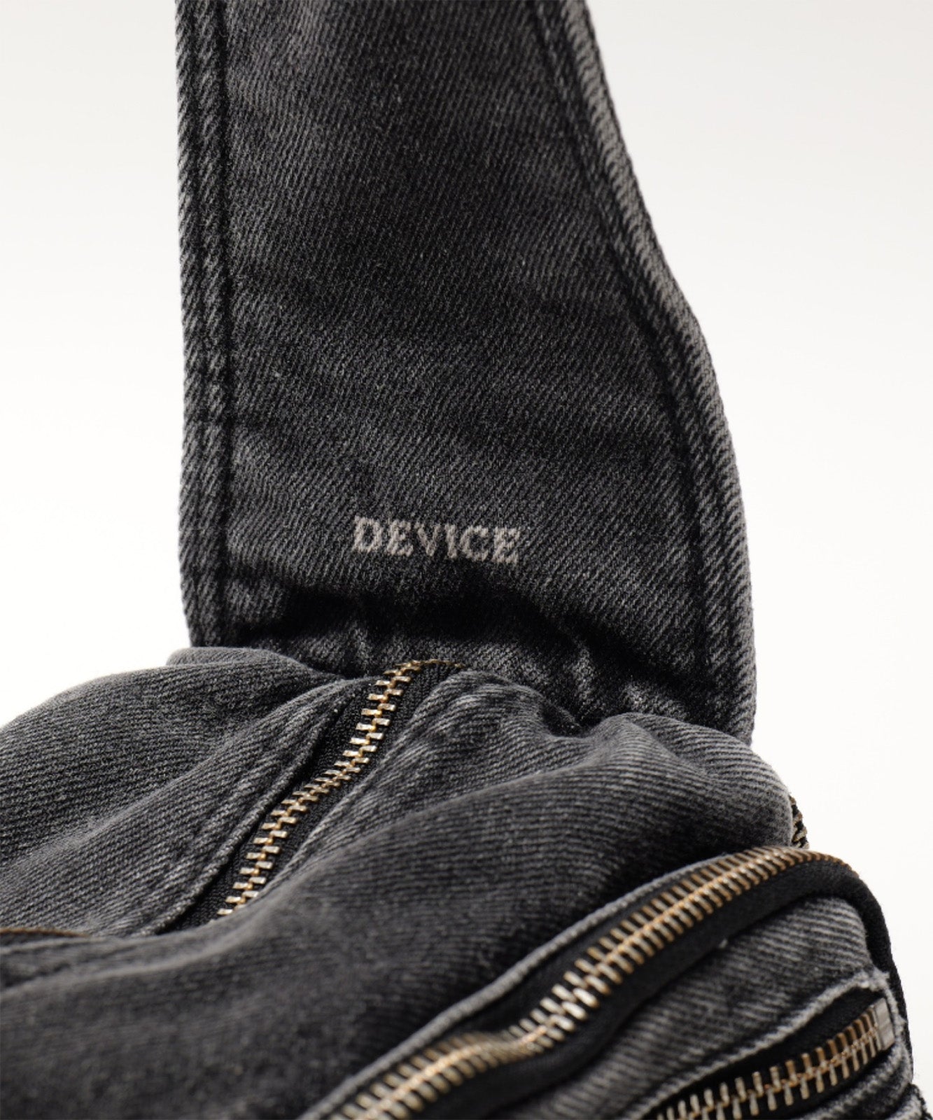 DEVICE ヴィンテージ ウォッシュ デニム ショルダーバッグ