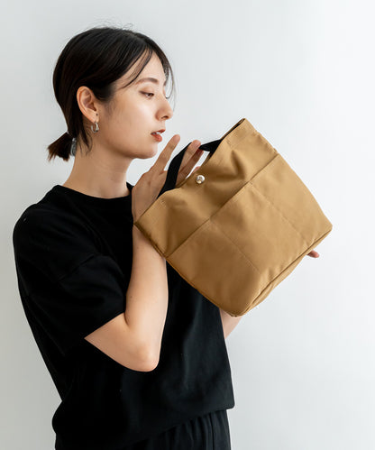 Rename ナイロン ポートレート バックインバッグ