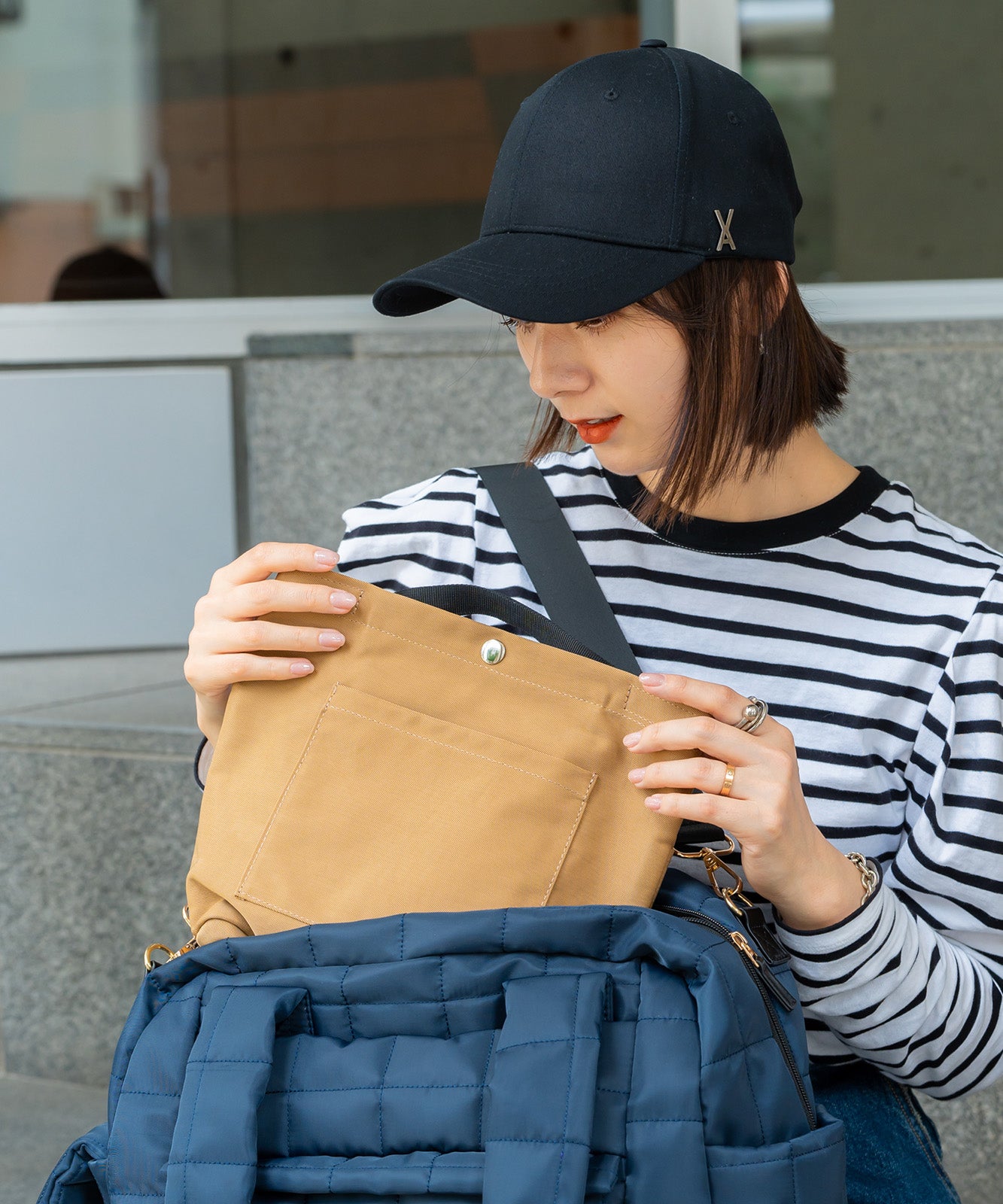 Rename ナイロン ポートレート バックインバッグ
