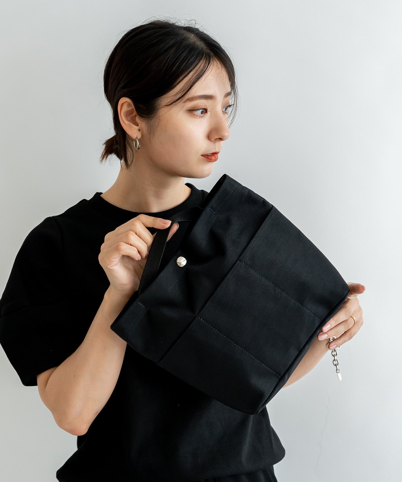 Rename ナイロン ポートレート バックインバッグ