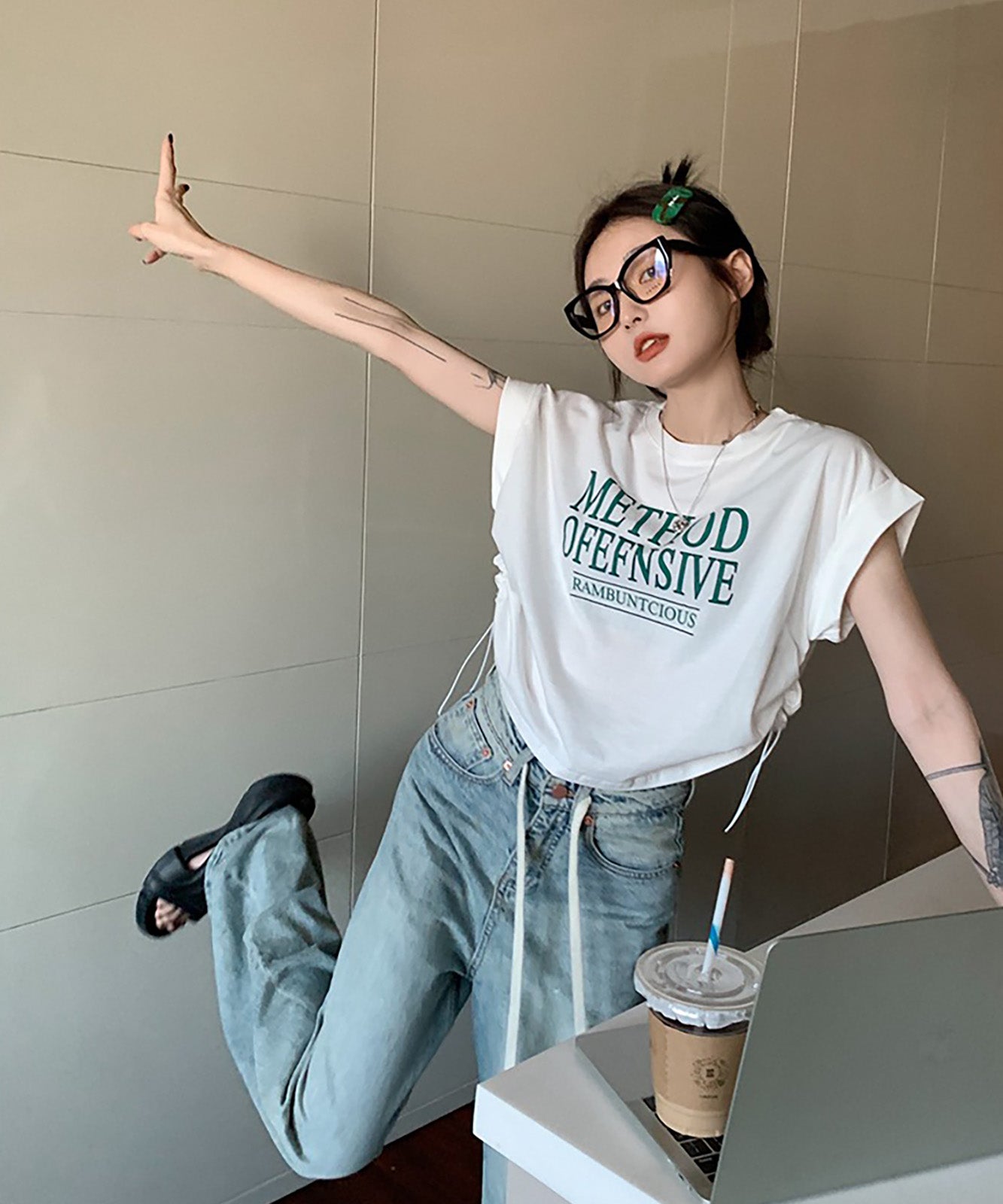 DEVICE select Y2K クロップド ショート丈 ドロースト ヴィンテージライク 古着半袖Tシャツ レディース